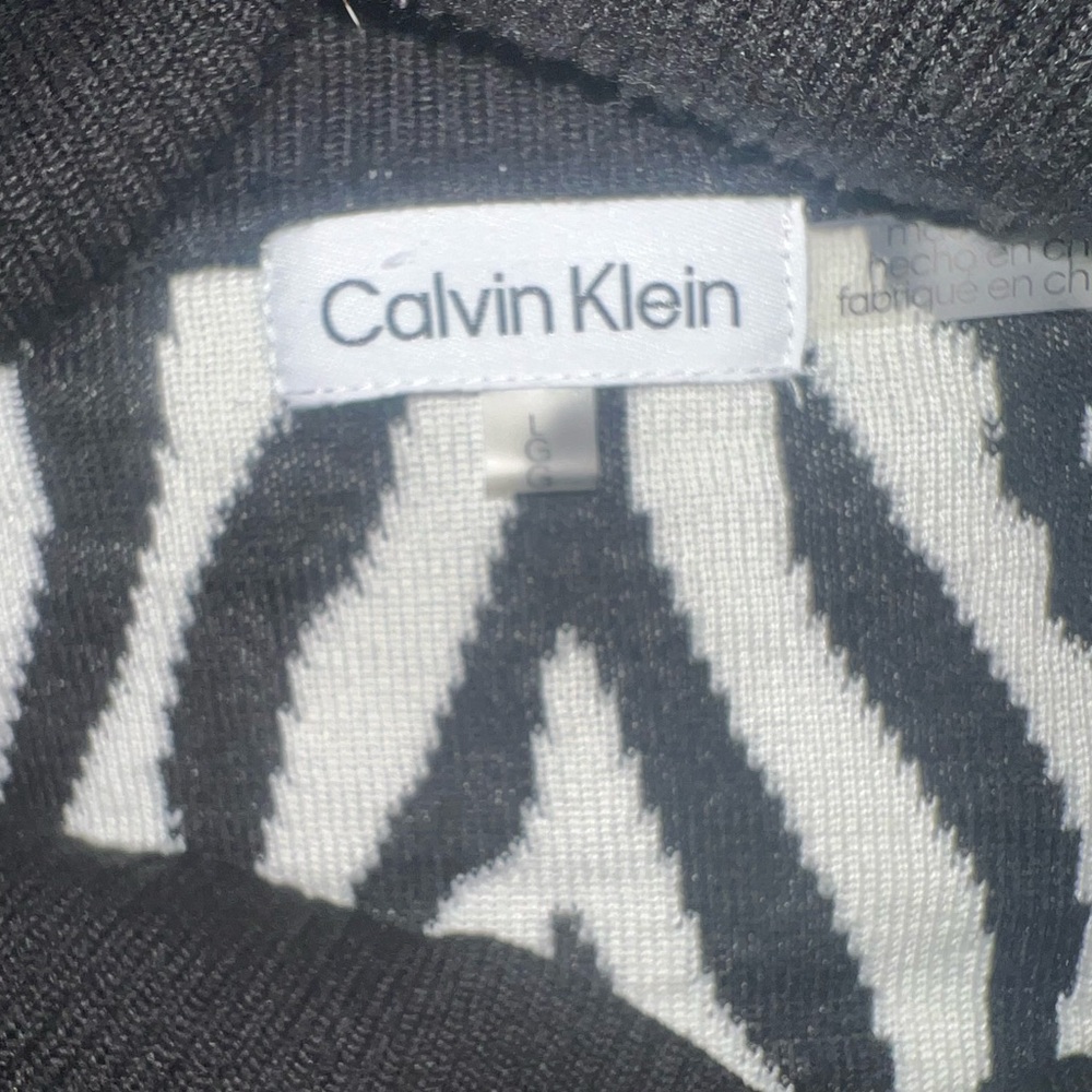 Calvin Klein animal print sweater size large - Picture 5 of 5